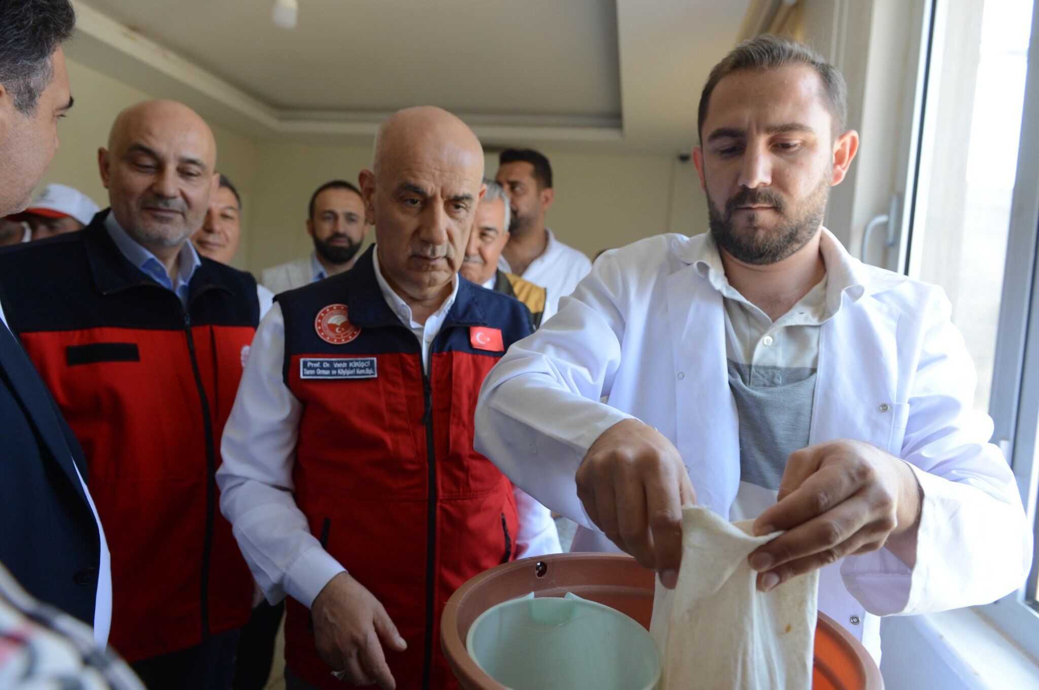 Gt Zq Ca Wo A A Vjnt