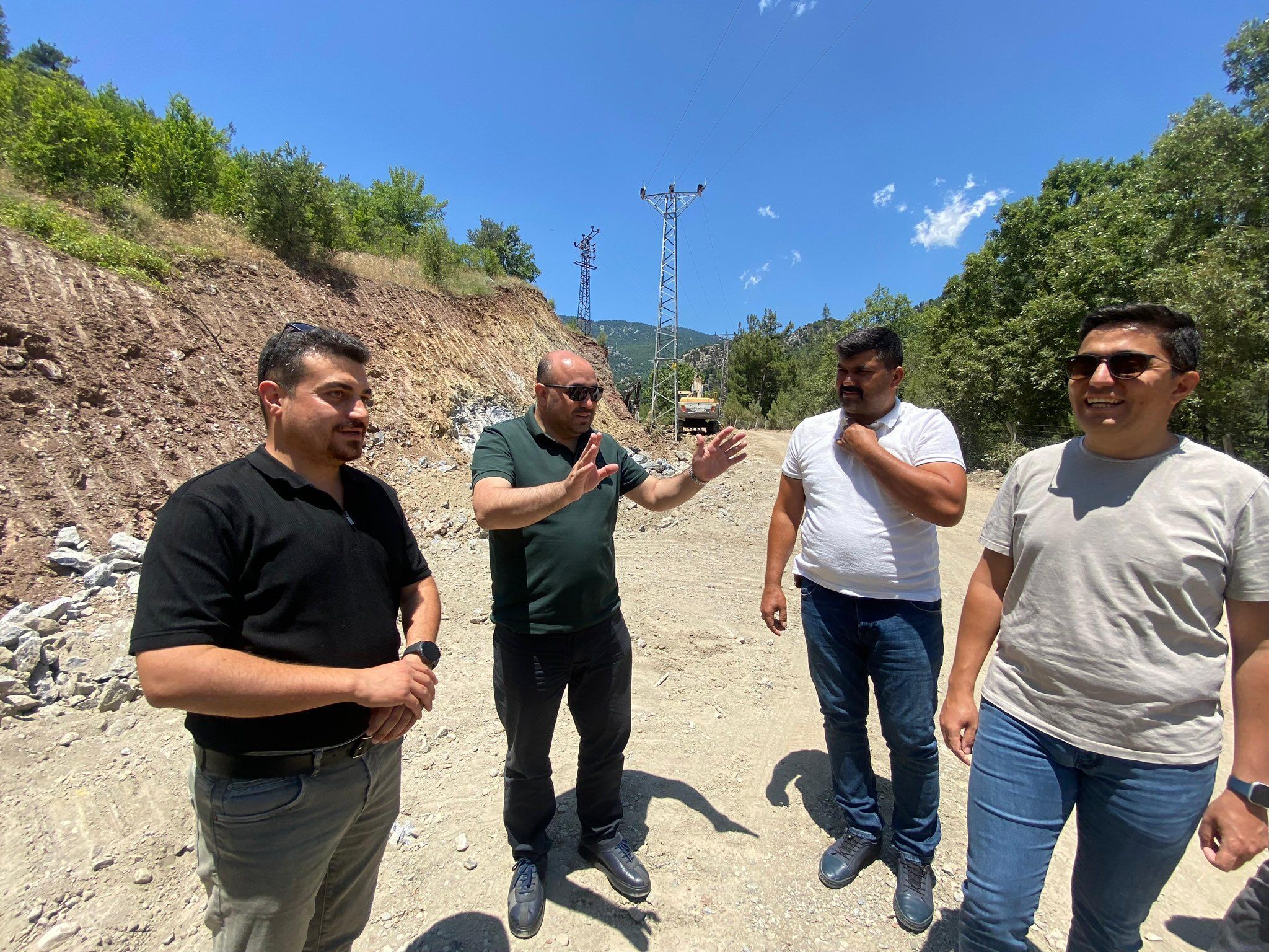 Gt9U L G J W0 A Et X Hq