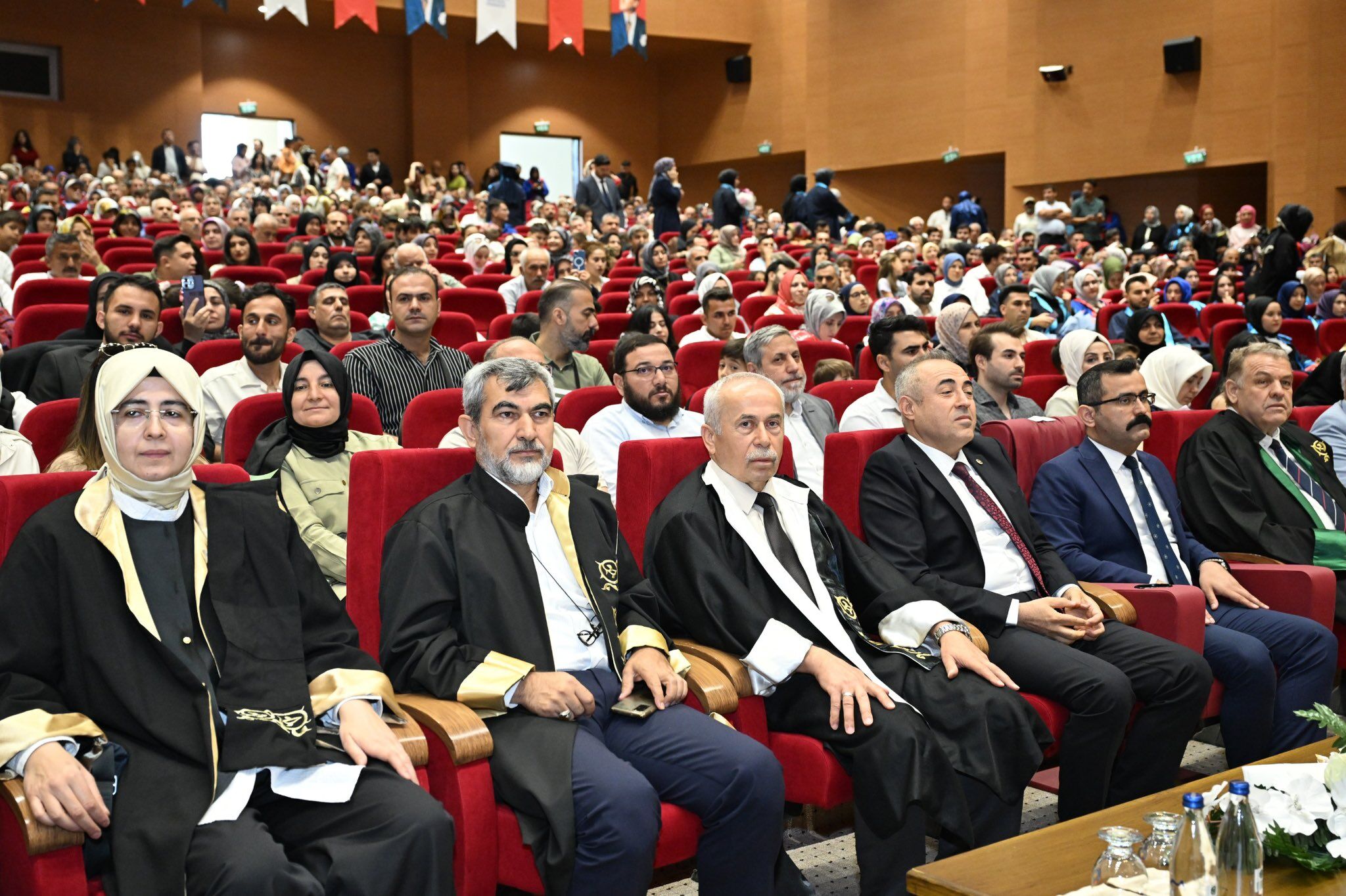 Gus N Tf F Xk A Axtzm