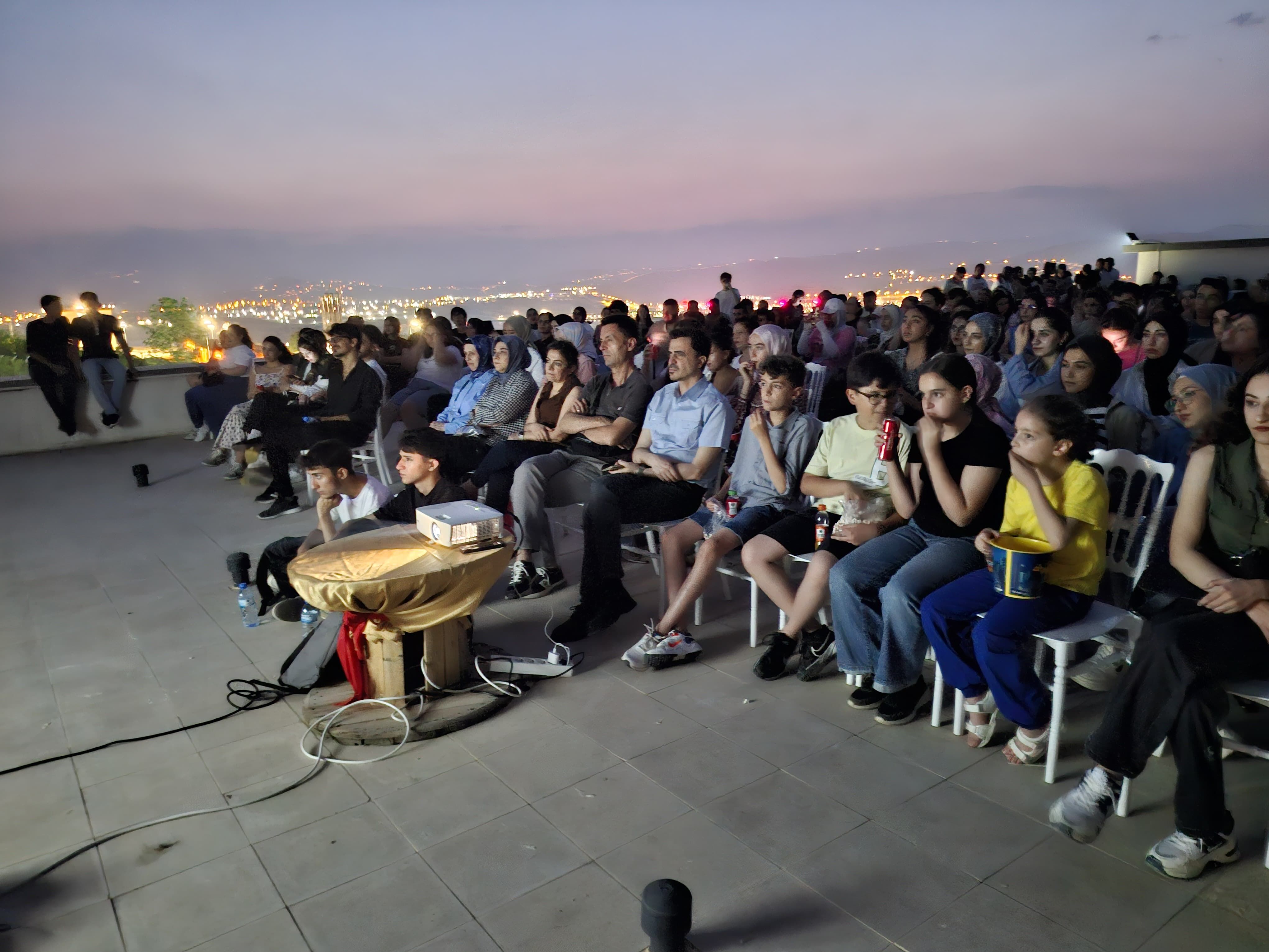 Kahramanmaraş’ta Truman Show Açık Hava Sinemasında İzleyicilerle Buluştu1