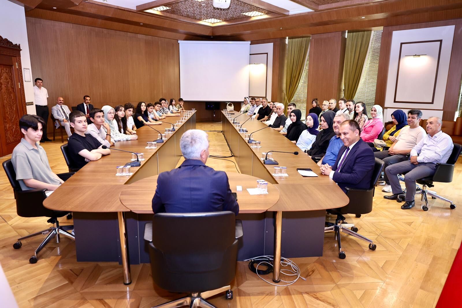 Gw Yt4Jc W I A An 1 O