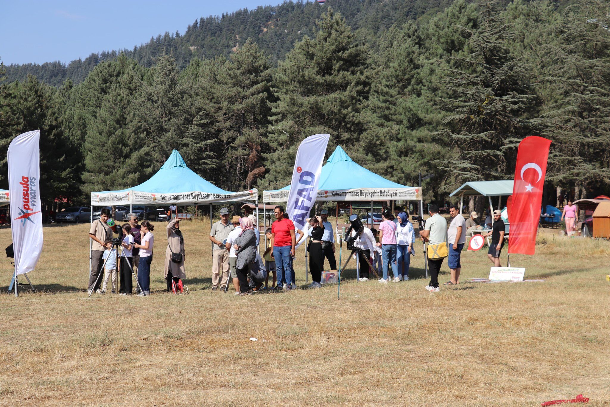 Gw89 Kz T W I A A Y Ff Z