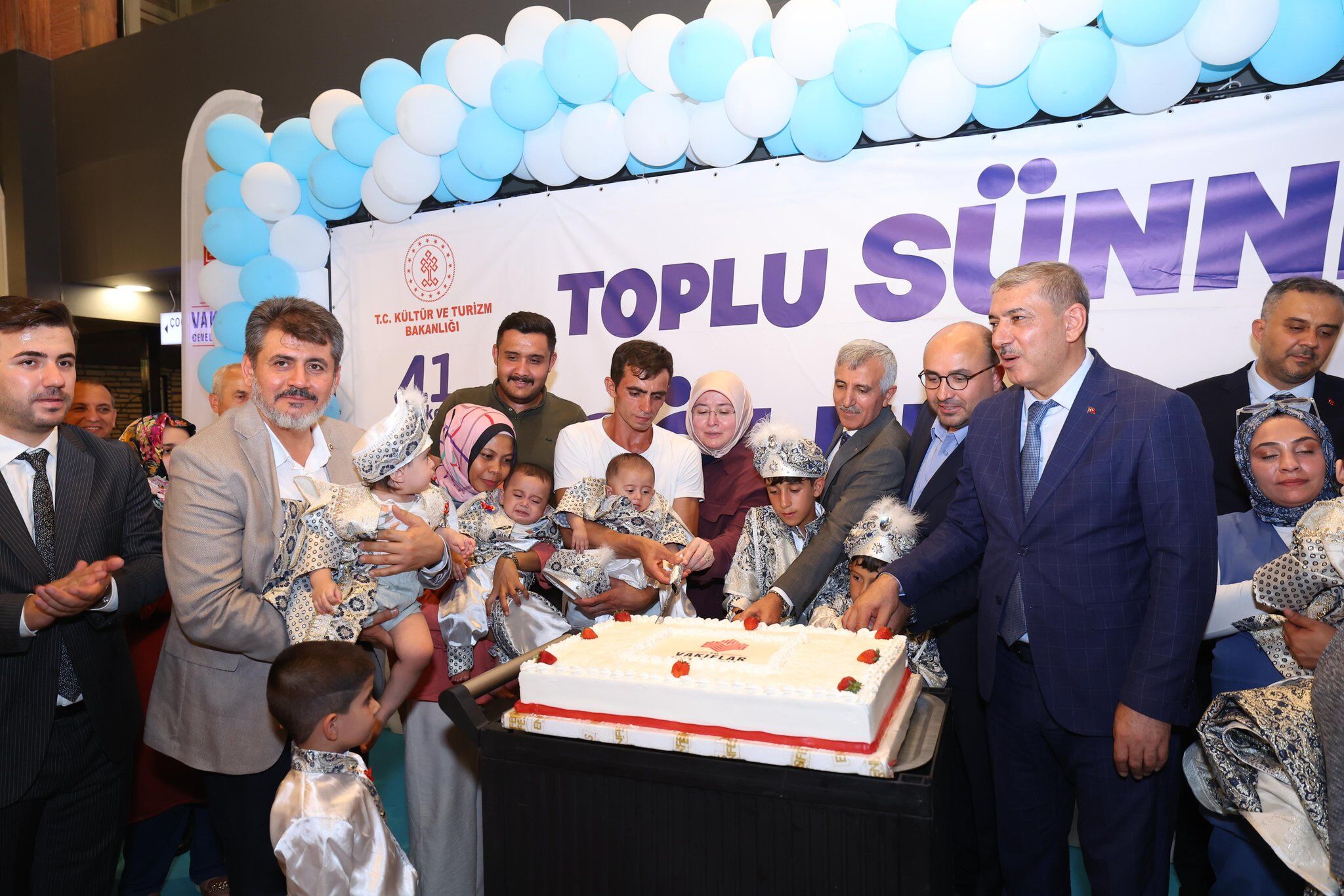 Gwu3 Gc Q W Q A E N Tqx-2