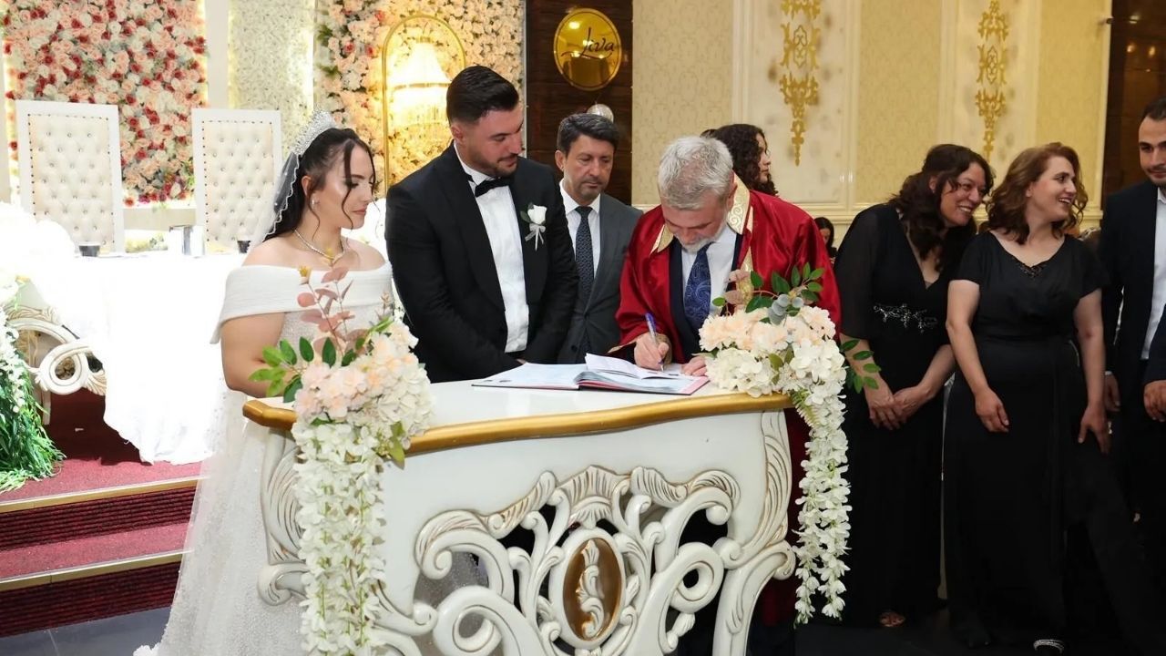 Gemci Ve Tokmak Ailelerinin Mutlu Günü (1)