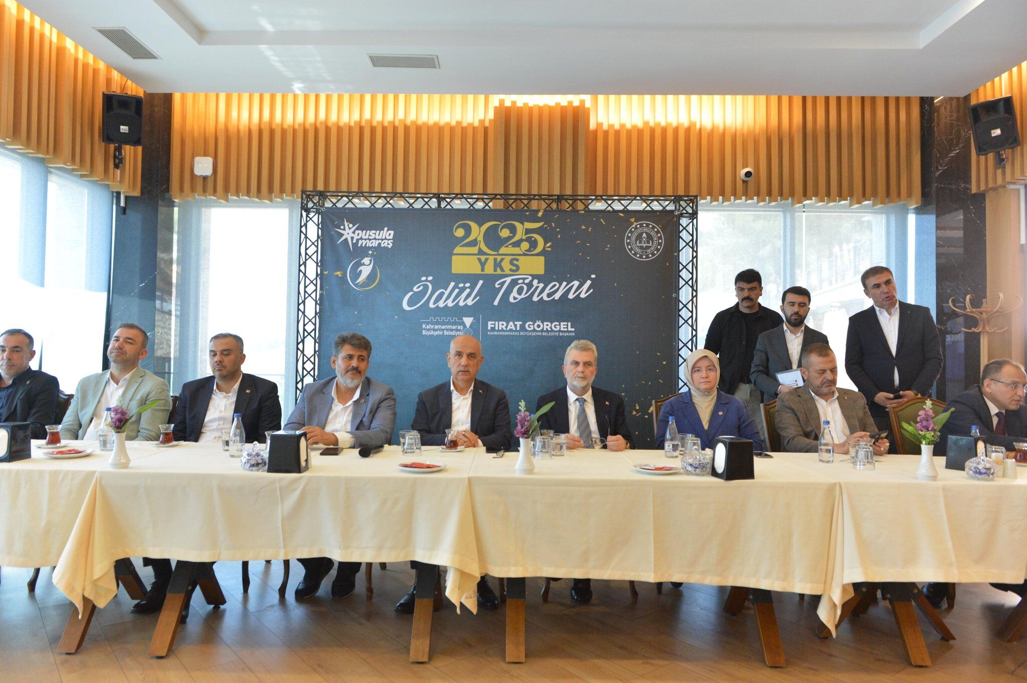 Gz W I Iz W Y A E I Q Y R