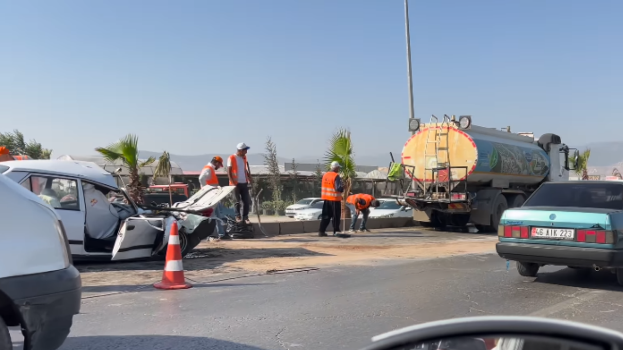 Kahramanmaraş’ta Sulama Aracına Arkadan Çarptı (1)