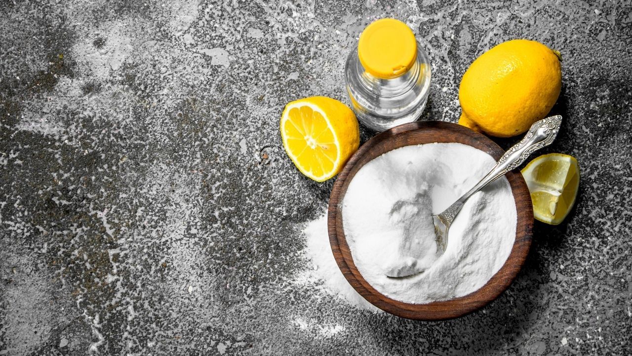 Sadece 1 damlası yetiyor! Tırnaklardaki sararmayı anında yok ediyor 3