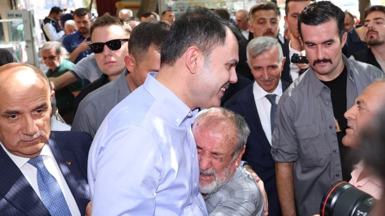 Bakan Murat Kurum, Kapalı Çarşı’da Esnafını Ziyaret Etti (1)