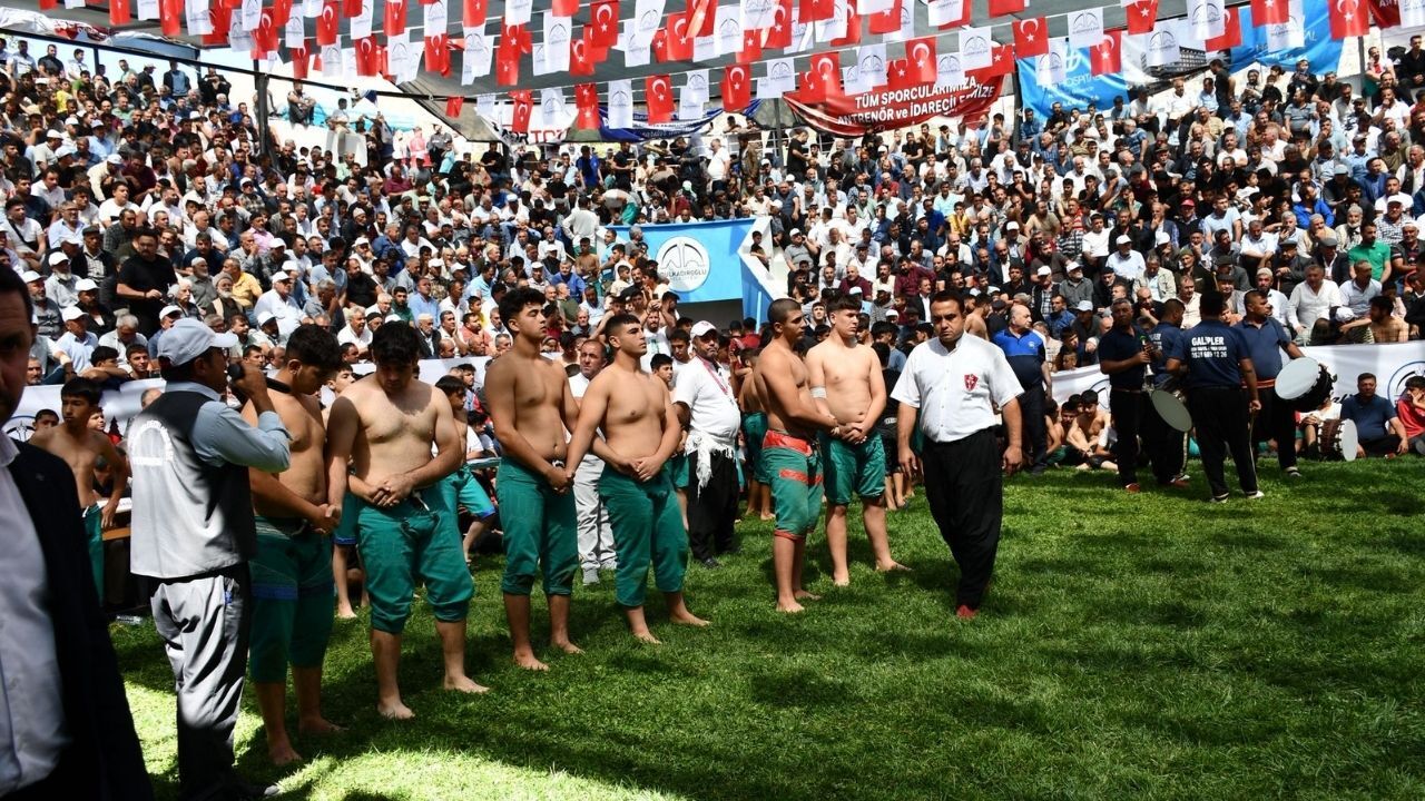 Bertiz Boyalı Güreş Festivali Coşkuyla Tamamlandı