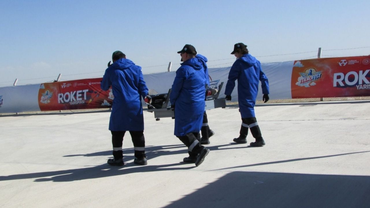 Kahramanmaraş Fen Lisesi Roket Takımı Türkiye 3.’Sü Oldu
