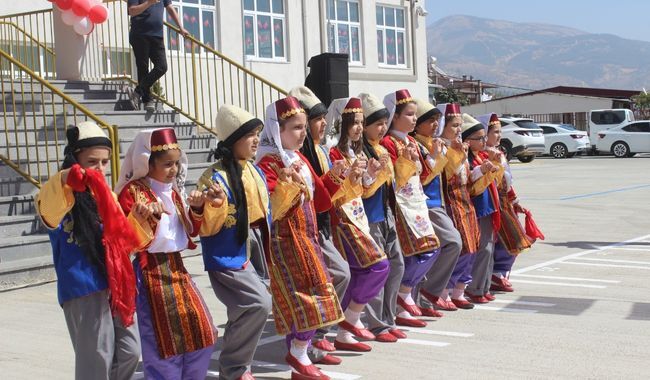 Kahramanmaraş’ta İlköğretim Haftası Coşkuyla Kutlandı (3)