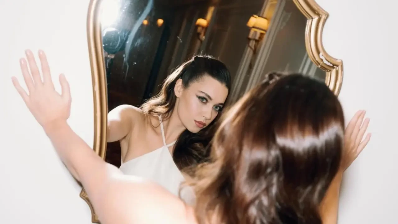 Afra Saraçoğlu Pera