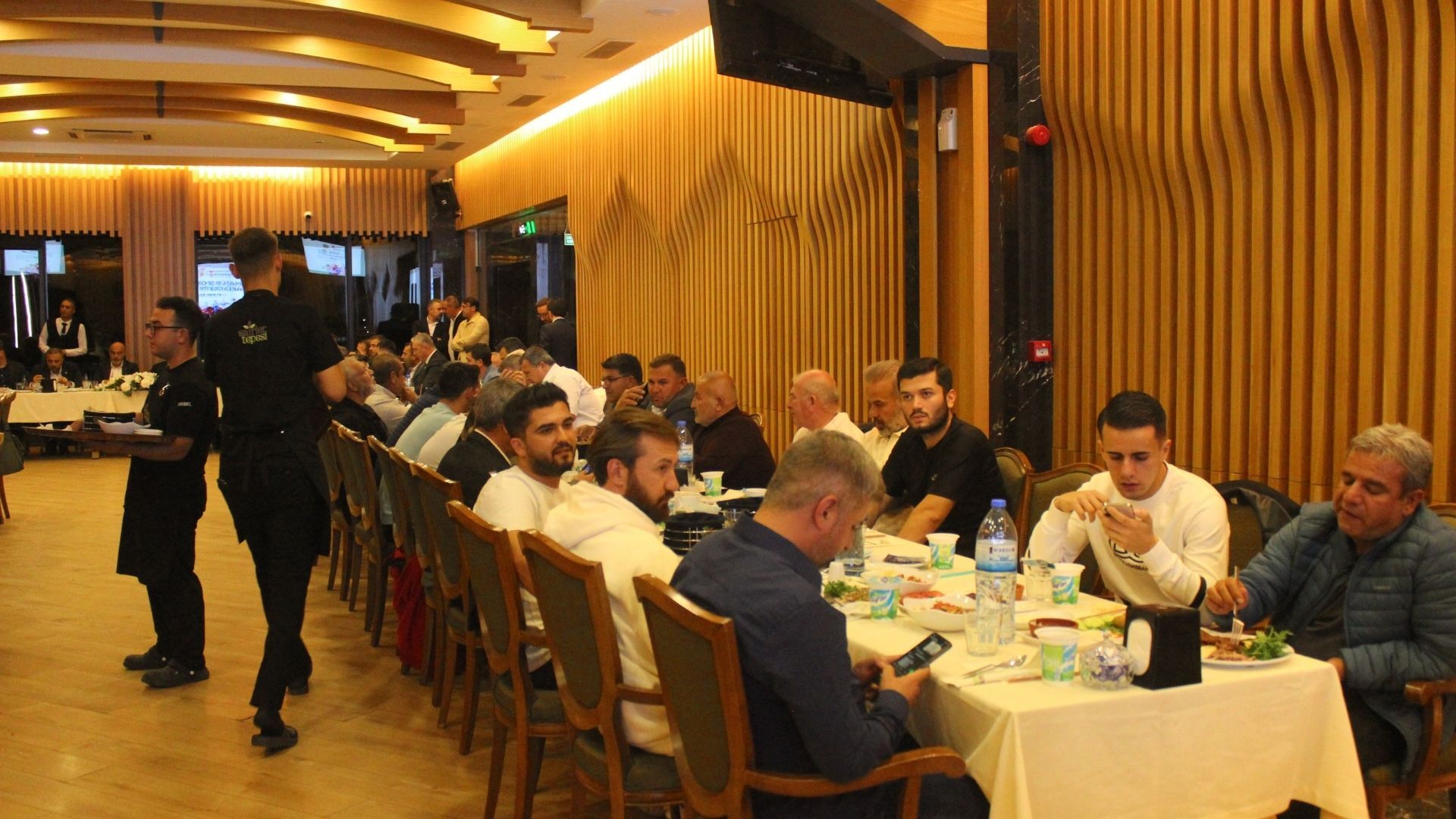 Büyükşehirden Amatör Spor Kulüplerine 8 Milyon Tl Destek (4)