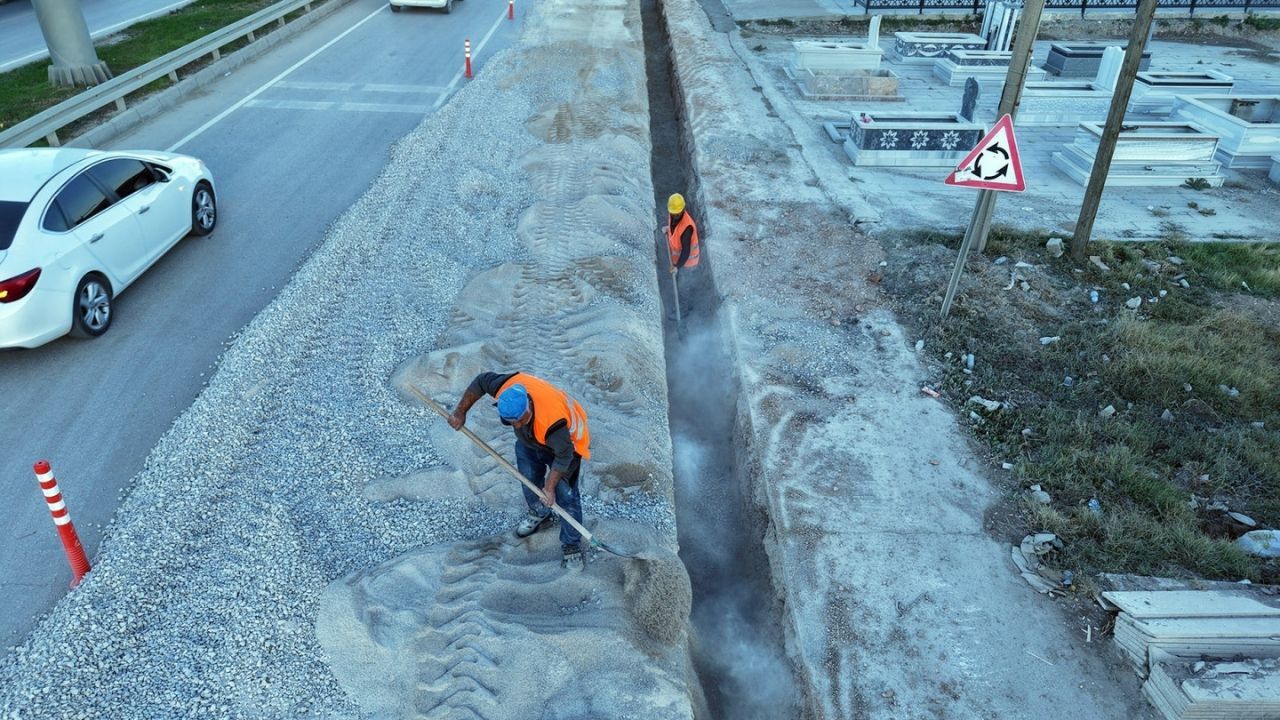 Elbistan'da 5,5 Kilometrelik İçme Suyu Hattı Yenileniyor (2)