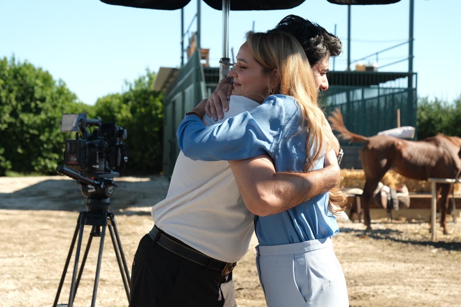 Engin Akyürek 44. Yaşına Sette Merhaba Dedi! (4)