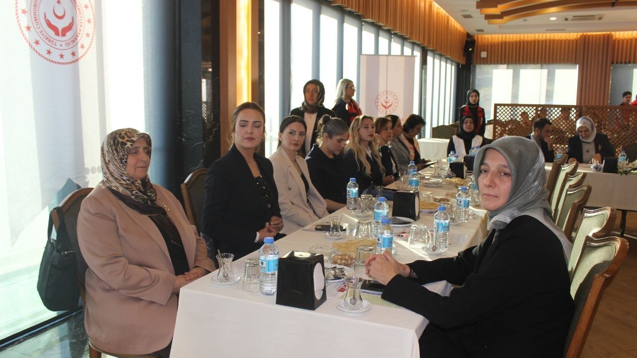 Kahraman Şehrin Gönül Elçileri Şairler Tepesi’nde Buluştu (1)