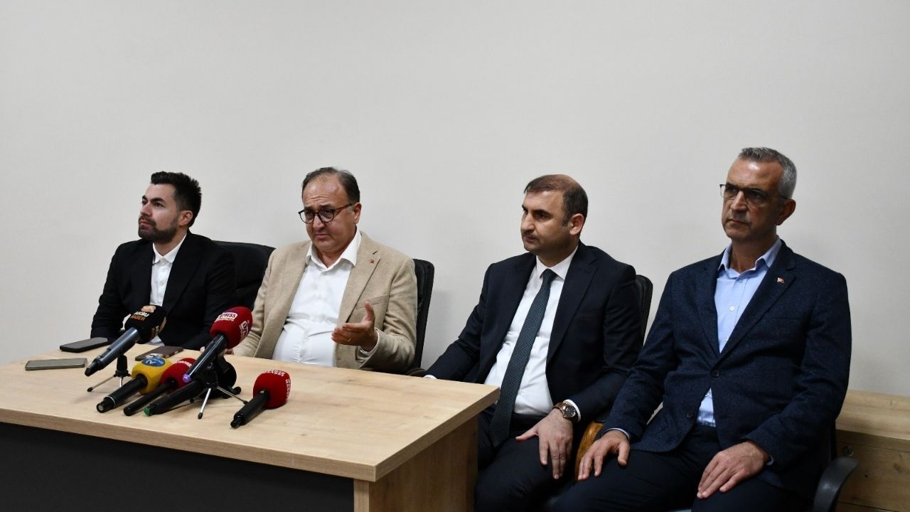 Kahramanmaraş’ta 1. Karakucak Güreşi Dünya Şampiyonası Başlıyor (1)