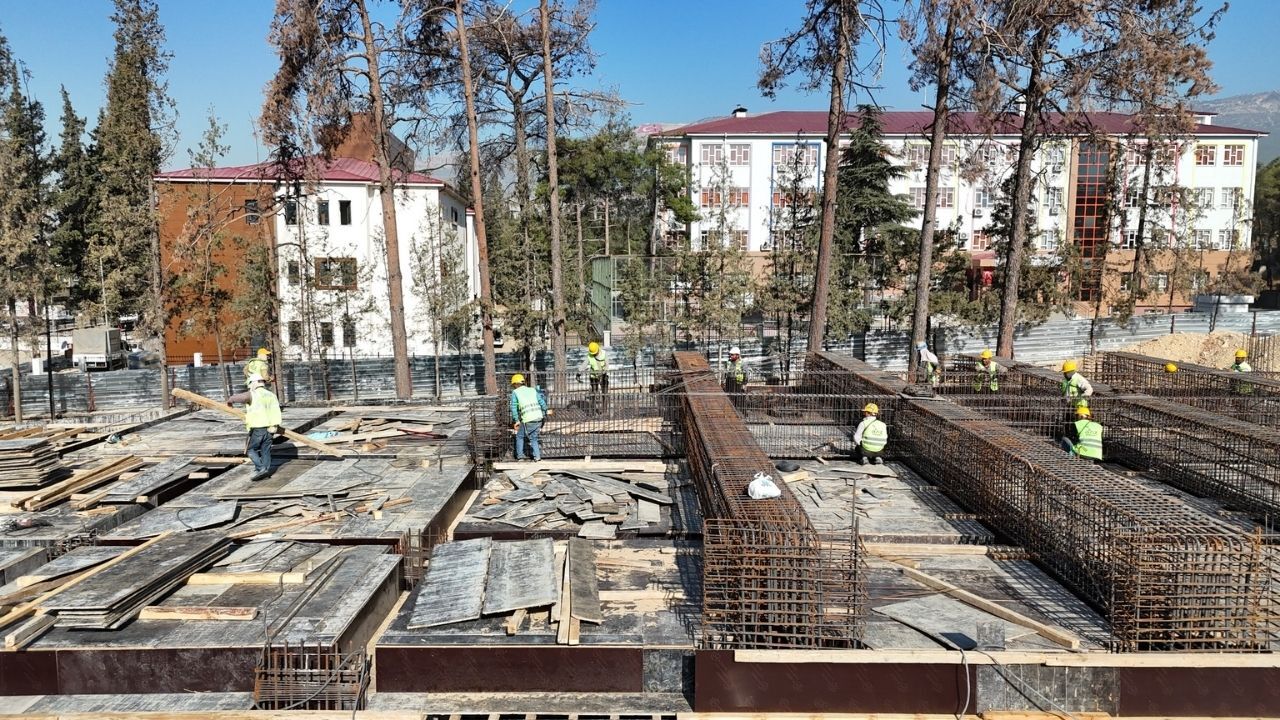 Kahramanmaraş'ta 300 Yataklı Yeni Öğretmenevi Yükseliyor (1)