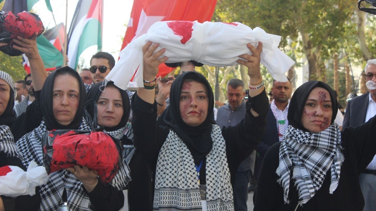 Kahramanmaraş’ta Binlerce Vatandaş Gazze İçin Tek Yürek Oldu (4)