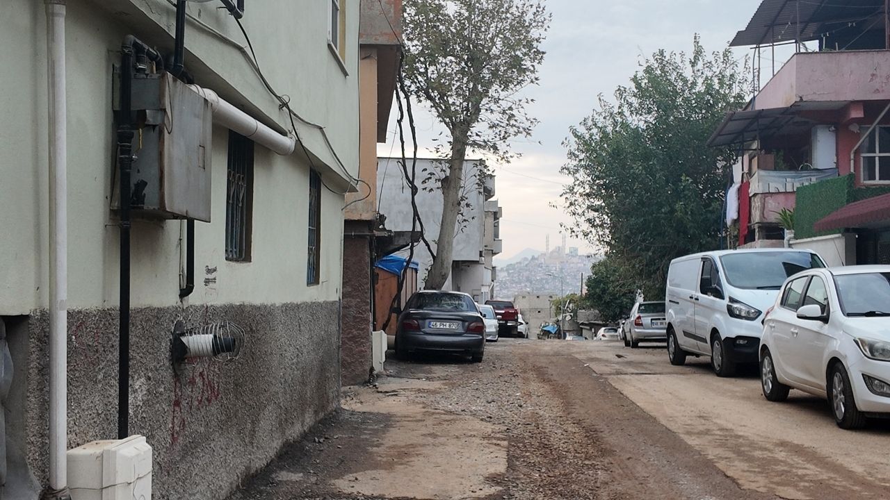 Kahramanmaraş’ta Eşi Terkeden Üç Çocuk Annesi Kadın Yardım Bekliyor (2)