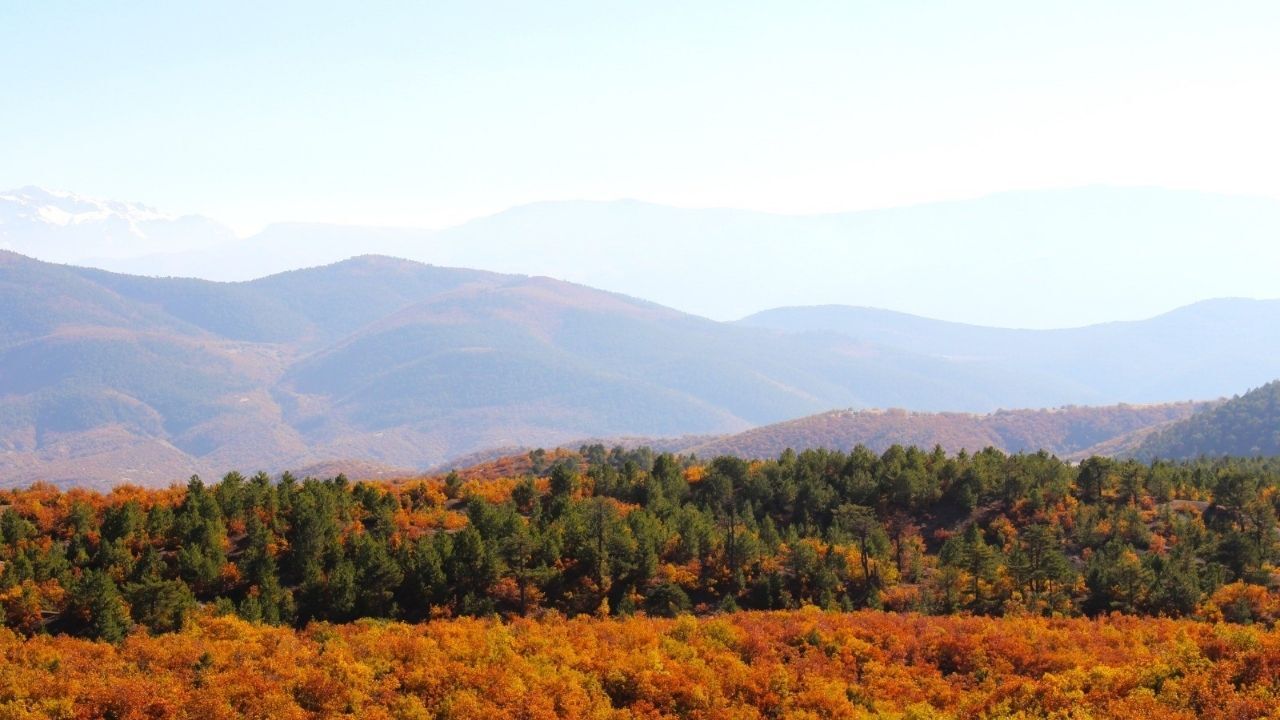 Kahramanmaraş’ta Göksun Sonbahar Renklerine Büründü (1)