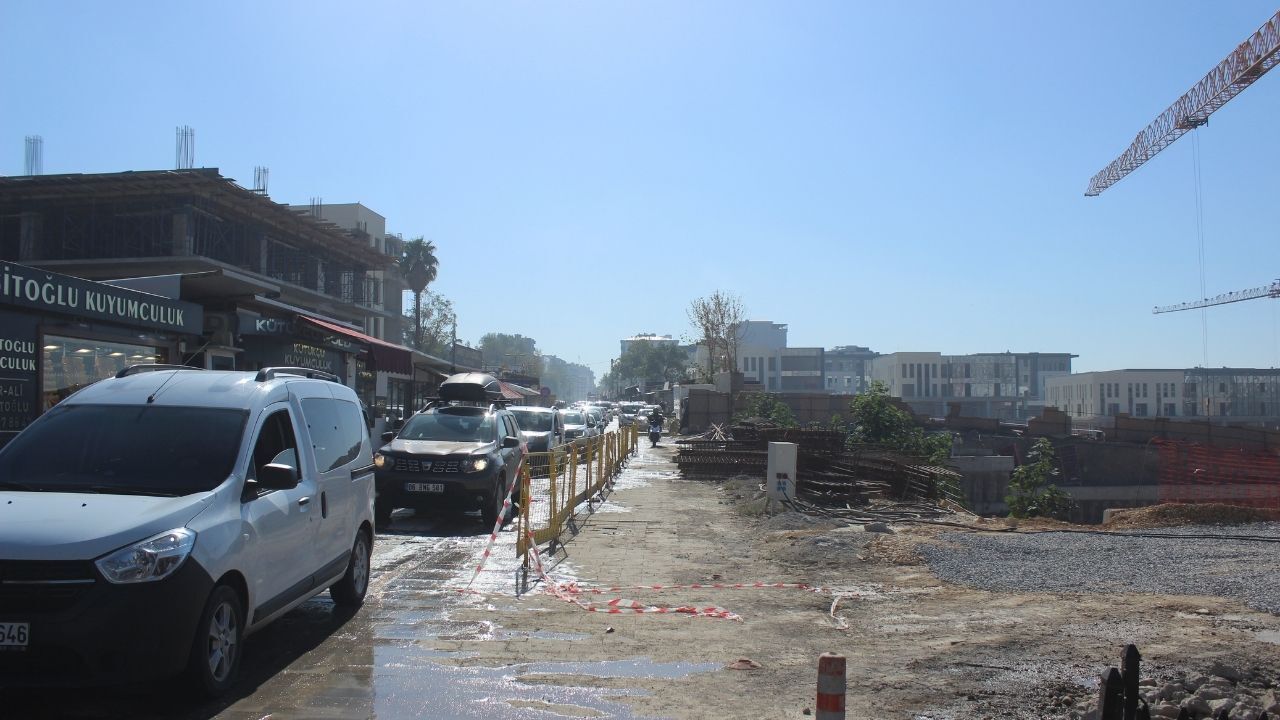 Kahramanmaraş’ta Kıbrıs Meydanı Esnafı Destek Bekliyor (4)-1