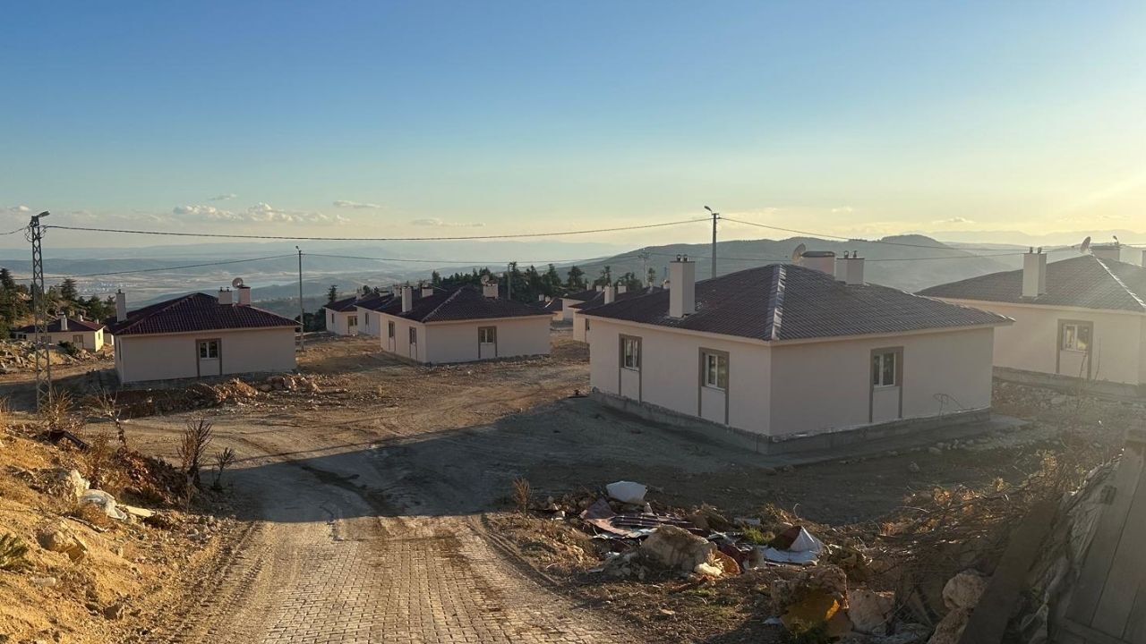 Kahramanmaraş'ta Köy Evleri Tamamlanma Aşamasında (1)