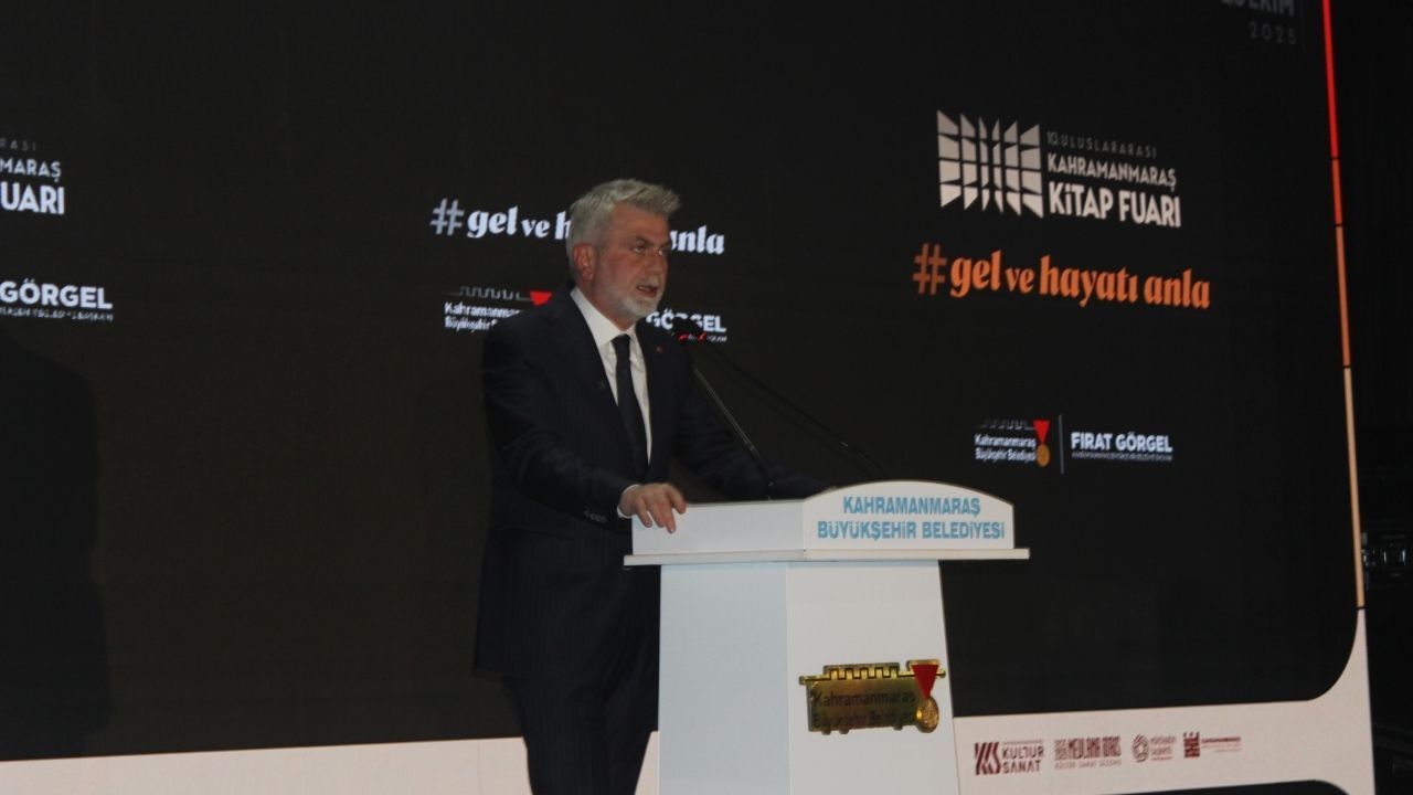 Uluslararası Kahramanmaraş Kitap Fuarı Kitapseverlere Kapılarını Açtı (3)