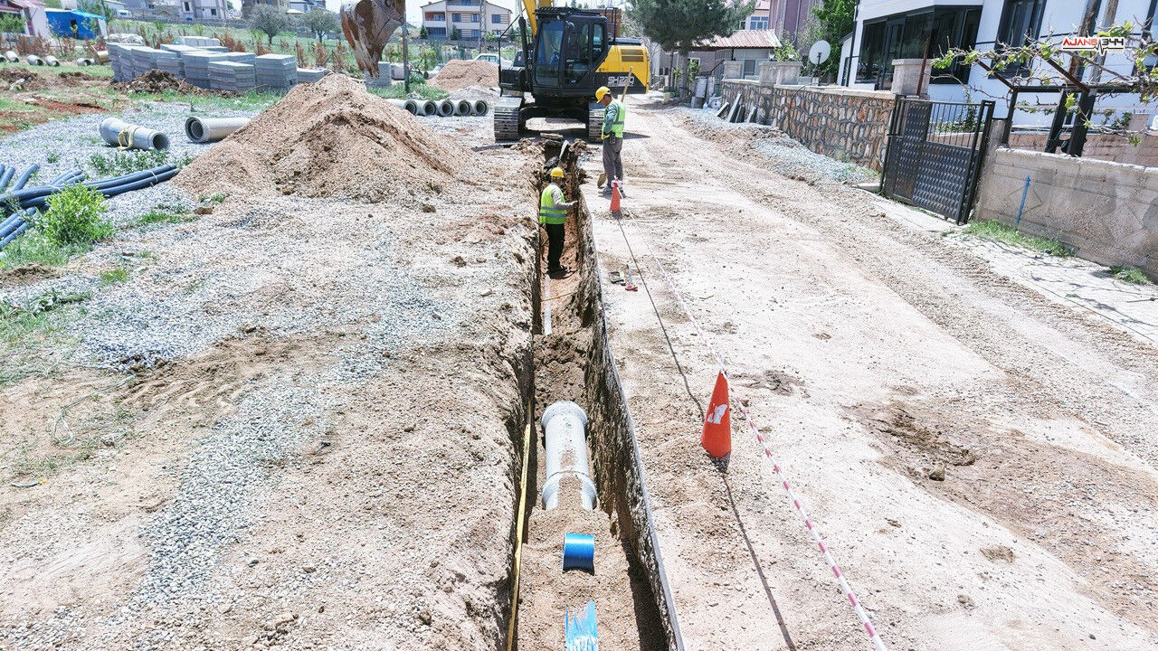 Başkan Fırat Görgel: “Afşin’e 20 Ayda 1,7 Milyar Tl’yi Aşan Yatırım Yaptık”Büyük Afşin (11)