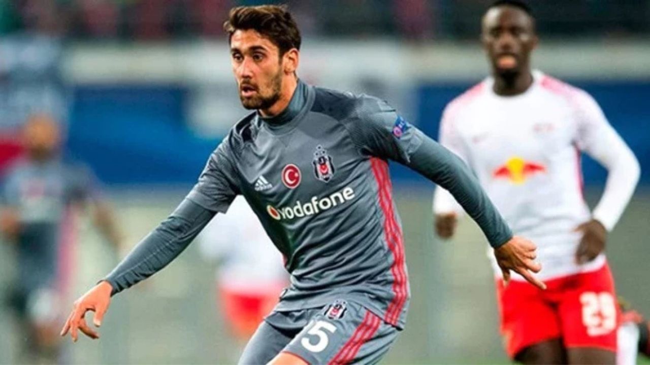 Beşiktaş'ın Eski Yıldızı Orkan Çınar Futbolu Bıraktı, Dönerci Açtı