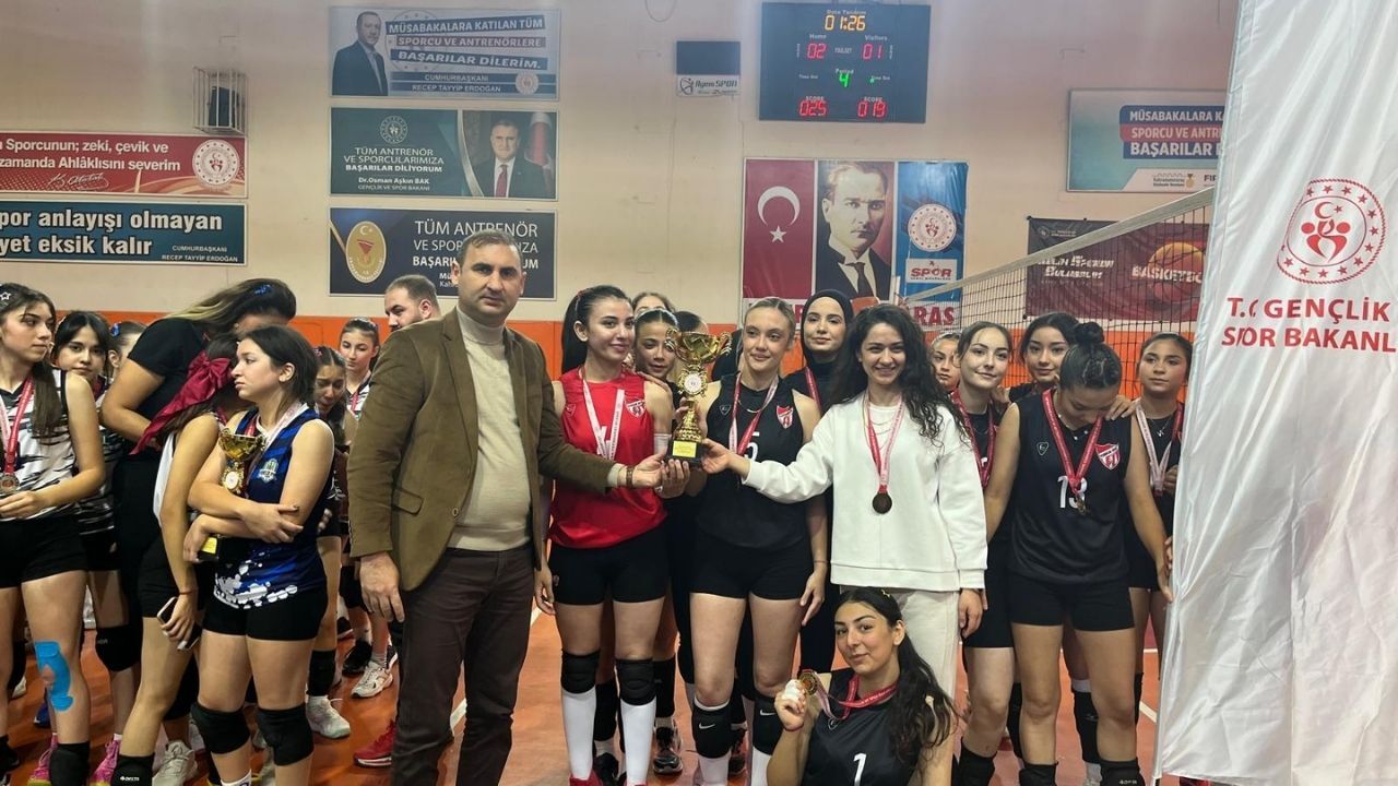 Depremin Merkezi Sporun Enerjisini Korumaya Devam Ediyor