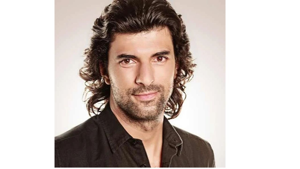 Engin Akyürek Kimdir İşte Usta Oyuncunun Kariyer Yolculuğu (3)