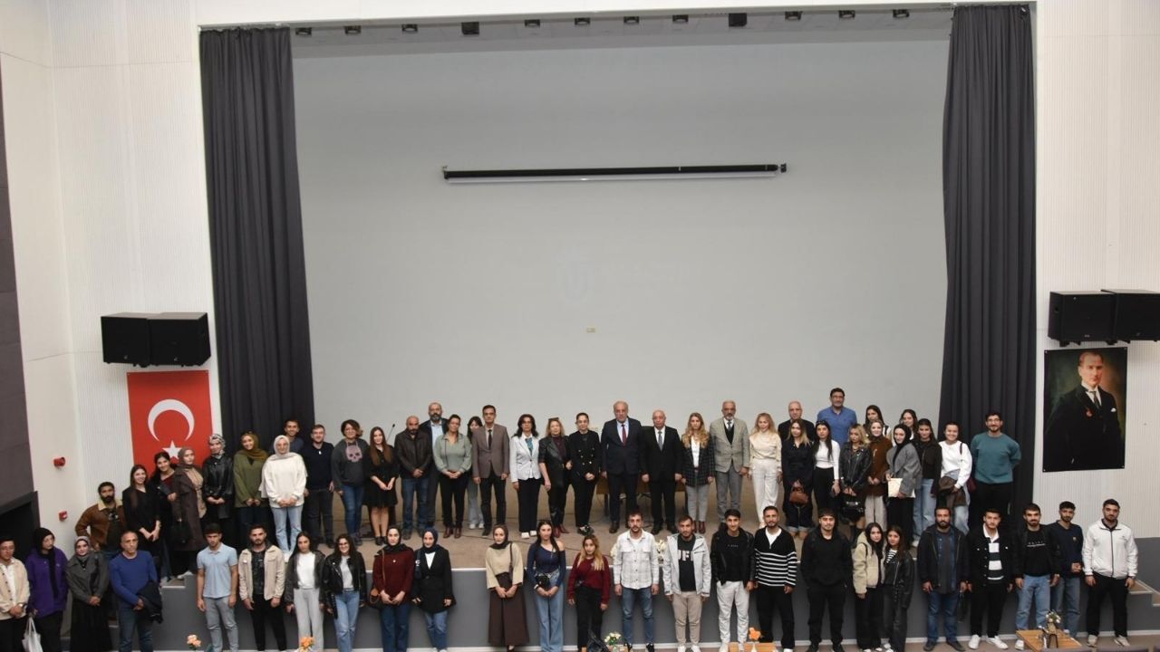 Istiklal Üniversitesi (2)