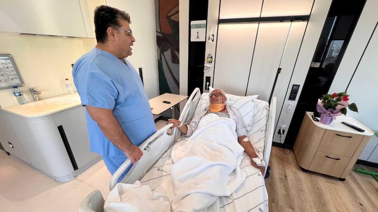 Kahramanmaraş'ta 86 Yaşındaki Hastaya Boyun Ameliyatı Yapıldıajans344 (2)