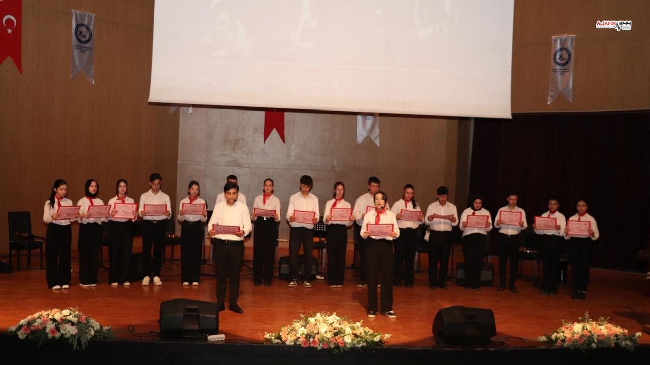 Kahramanmaraş’ta Öğretmenler Günü Anlamlı Programlarla Kutlandı