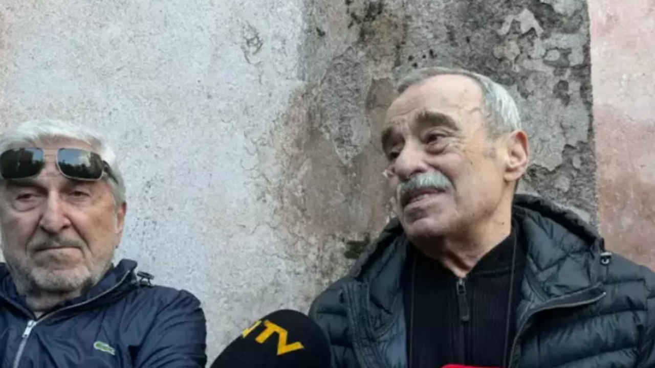 Şevket Altuğ, Ahmet Gülhan'ın Cenazesinde Görüntülendi 2