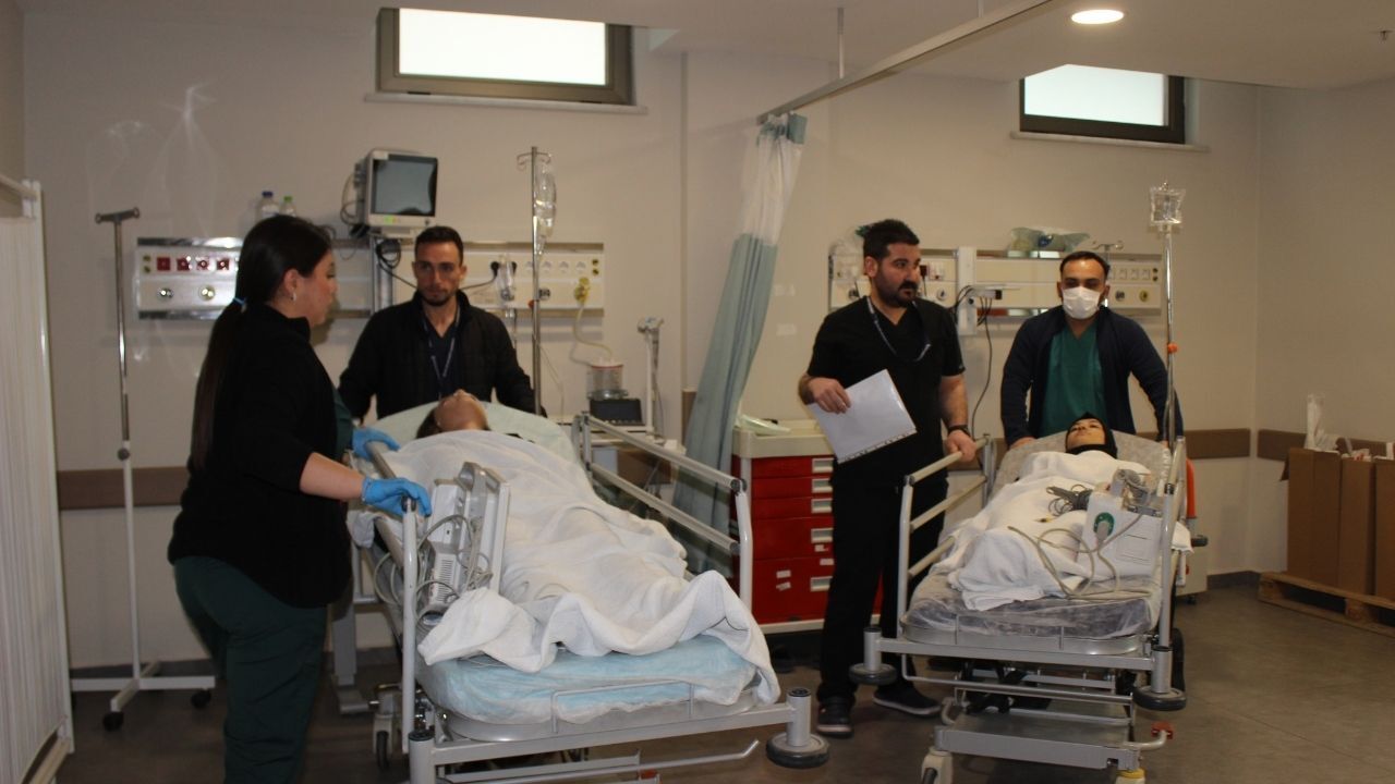 Sular Akademi Hastanesi’nde Gerçeğini Aratmayan Afet Tatbikatı (1)