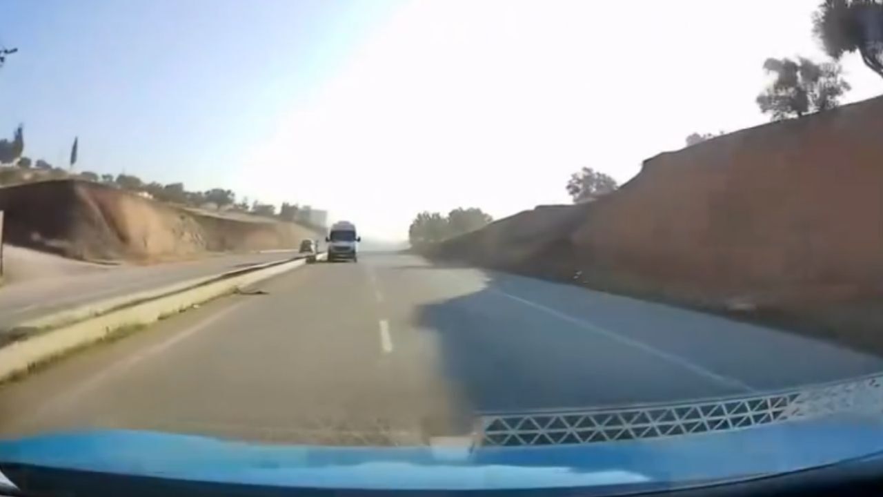 Ters Yönden Gelen Araç (1)