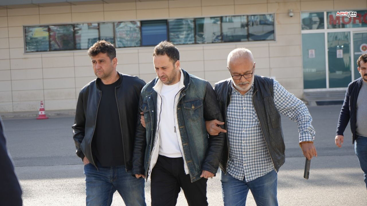 Trafik Kazasında 17 Yaşındaki Lise Öğrencisi Hayatını Kaybetti (2)