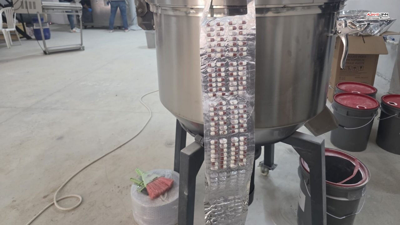 3 Milyon Uyusturucu Hap Ele Geçirldi Ajans344 (3)