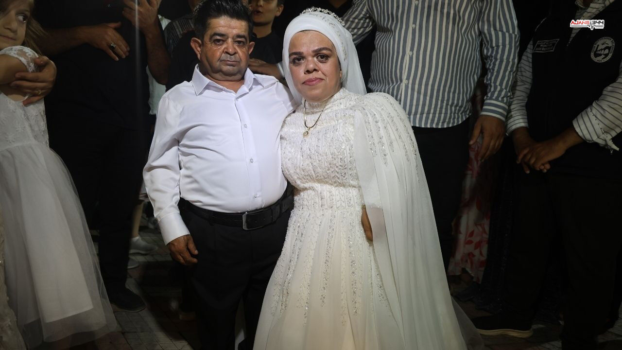 Cüce Çift Mutlu Günü Ajans344