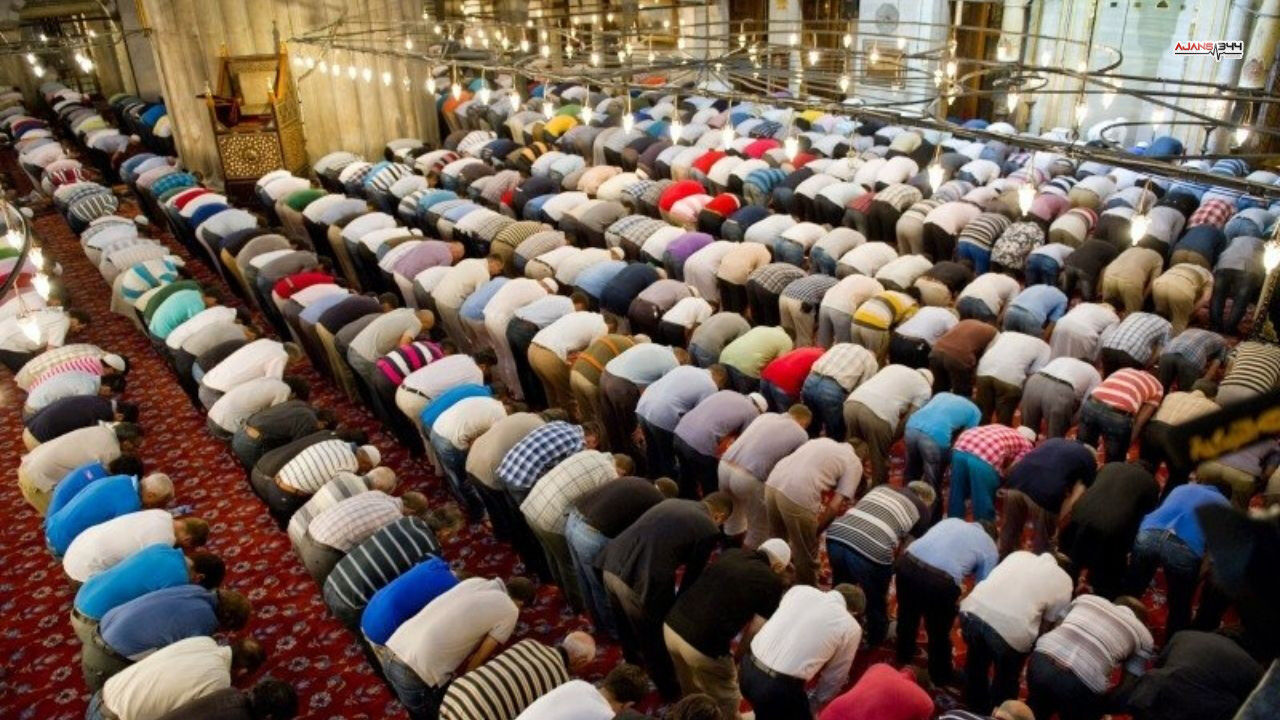 Cuma Namazı Saat Kaçta Ajans344 (2)