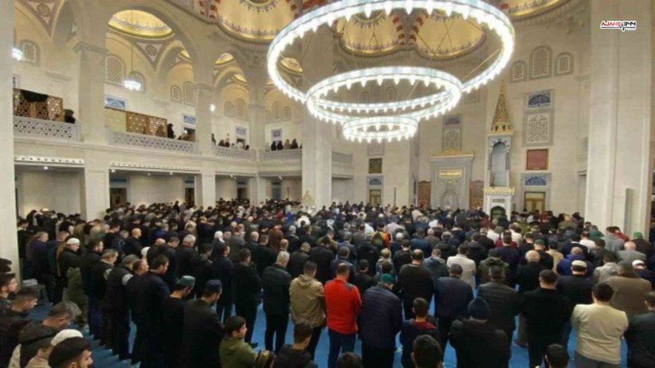 Cuma Namazı Saat Kaçta Ajans344