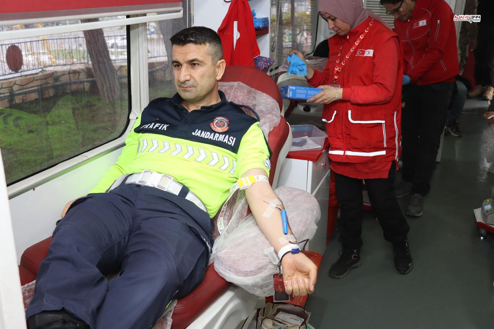 G76 A V L8 X U A A40 O V