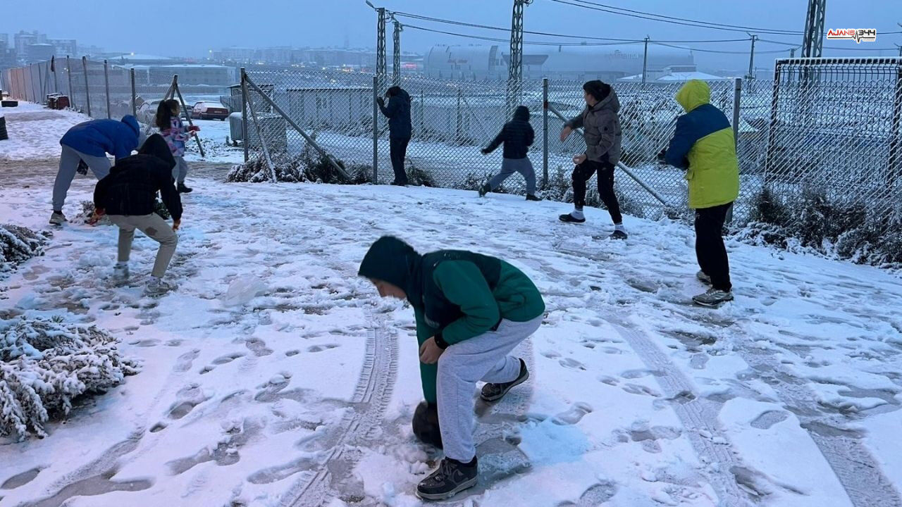 Hatay Bembeyaz Oldu Ajans344