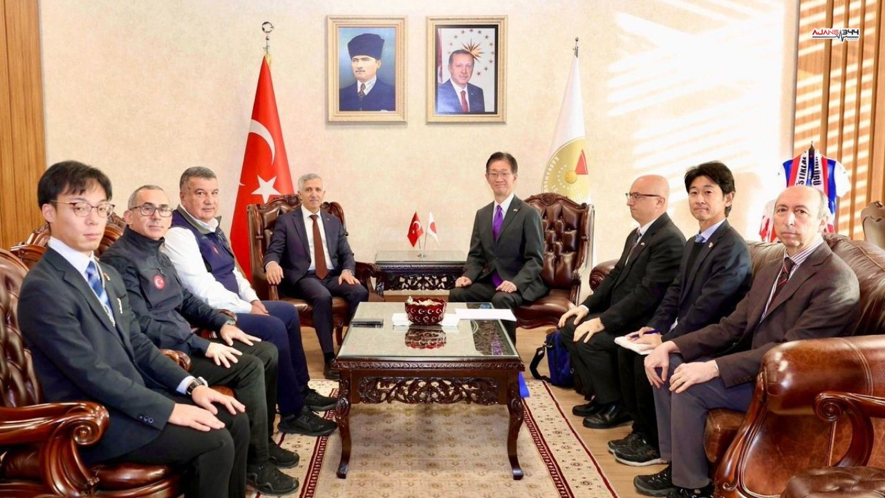 Japon Temsilci Ünlerivali Ziyaret Etdi Ajans344 (2)-1