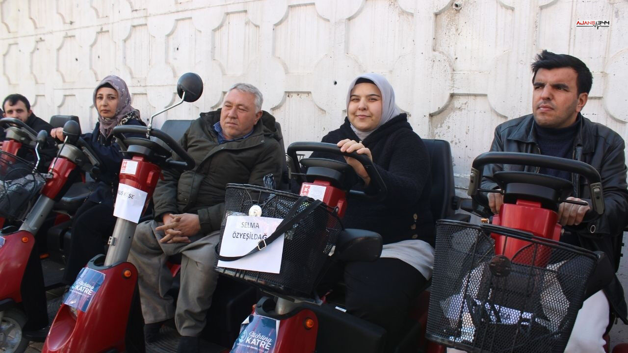 Kahramanmaraş'ta Özel Gereksinimli Vatandaşlara Elektrikli Sandalye Desteği Sağlandı (4)