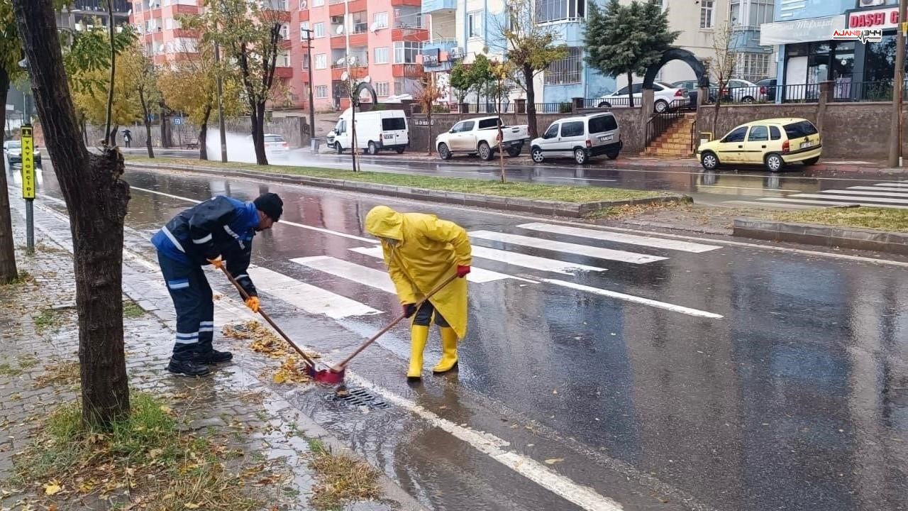 Kahramanmaraşta Yagmur Sonrası Yapılan Çalısmalar Ajans344
