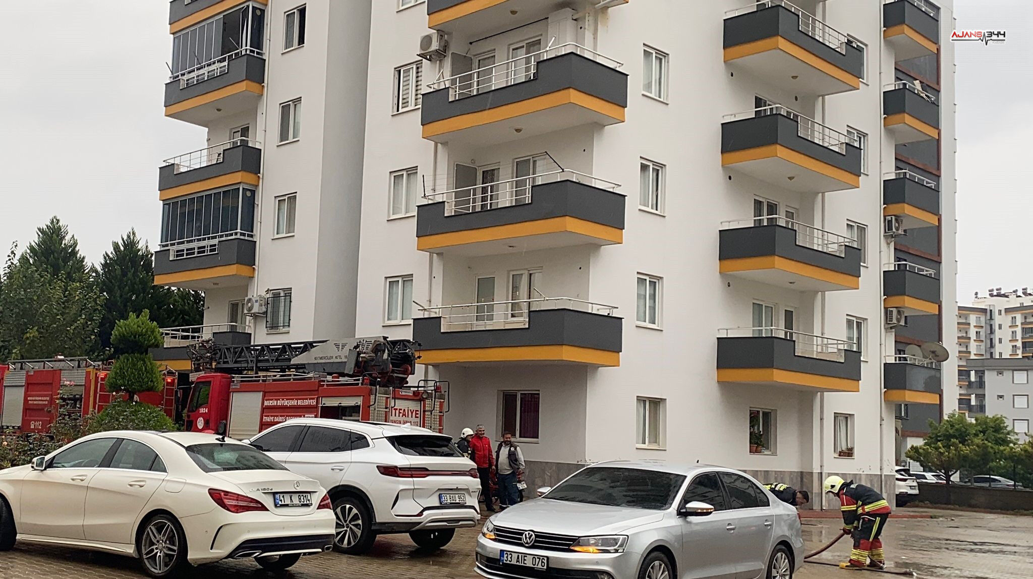 Mersin’de Yenişehir Ve Erdemli’de Çıkan Ev Yangınları Paniğe Neden Oldu2