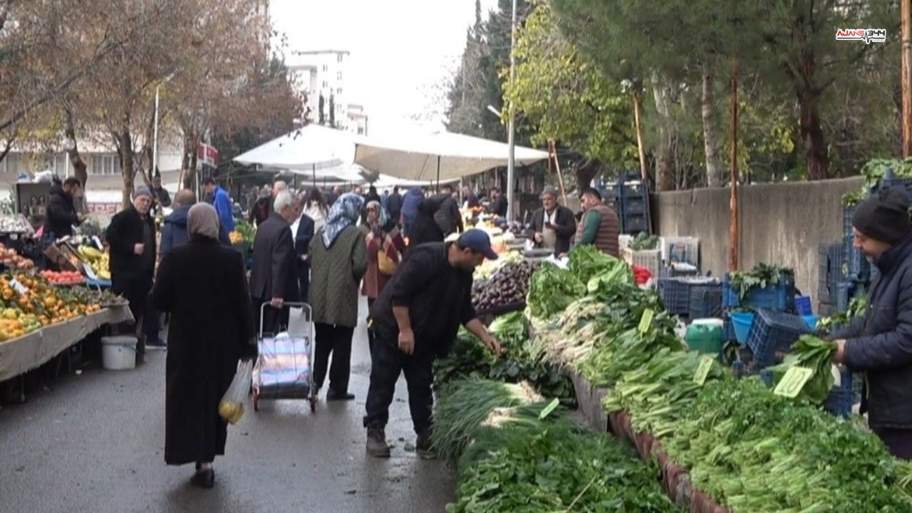 Semt Pazarlarında Yogunluk Ajans344 (3)